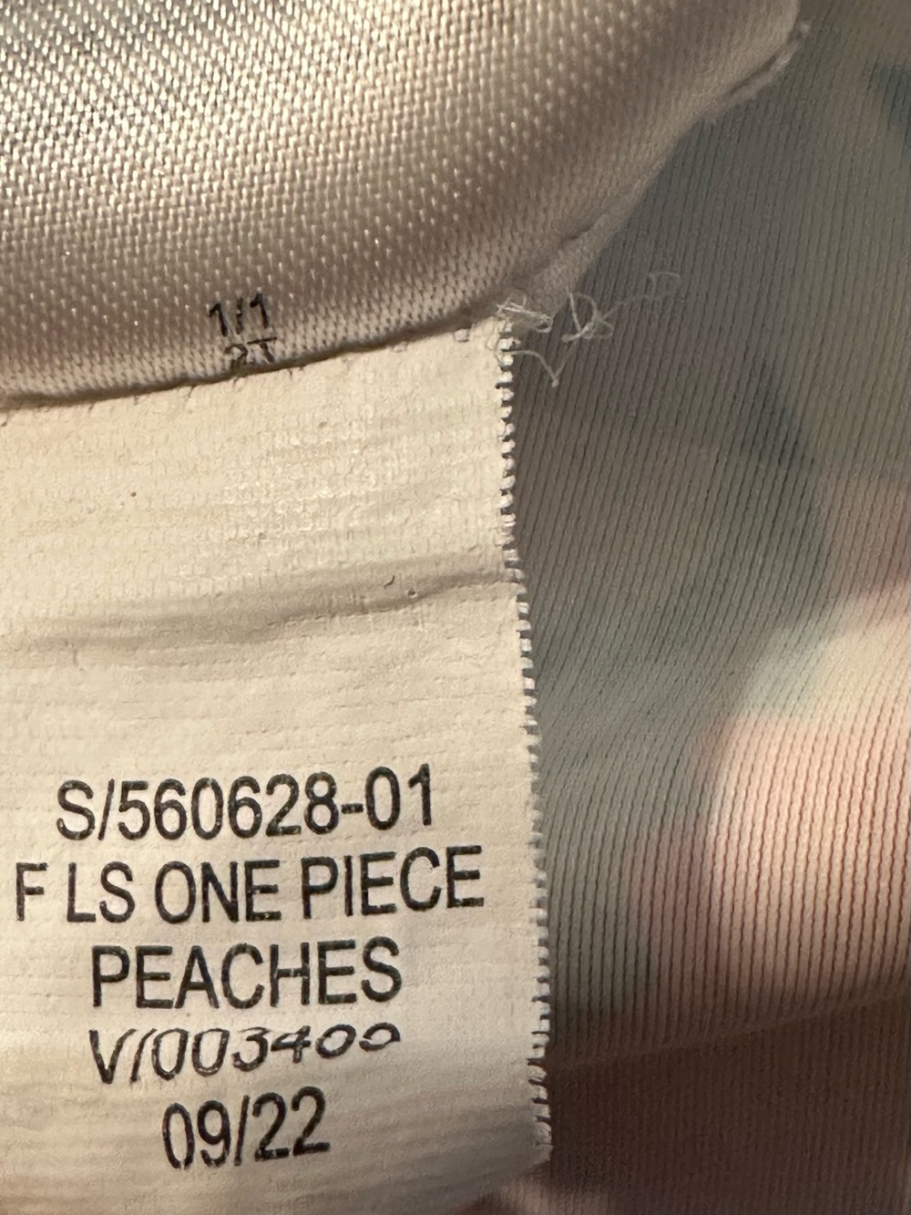 Old Navy Size 2T Long Sleeve Peaches Swimsuit EUC - Picture 7 of 7